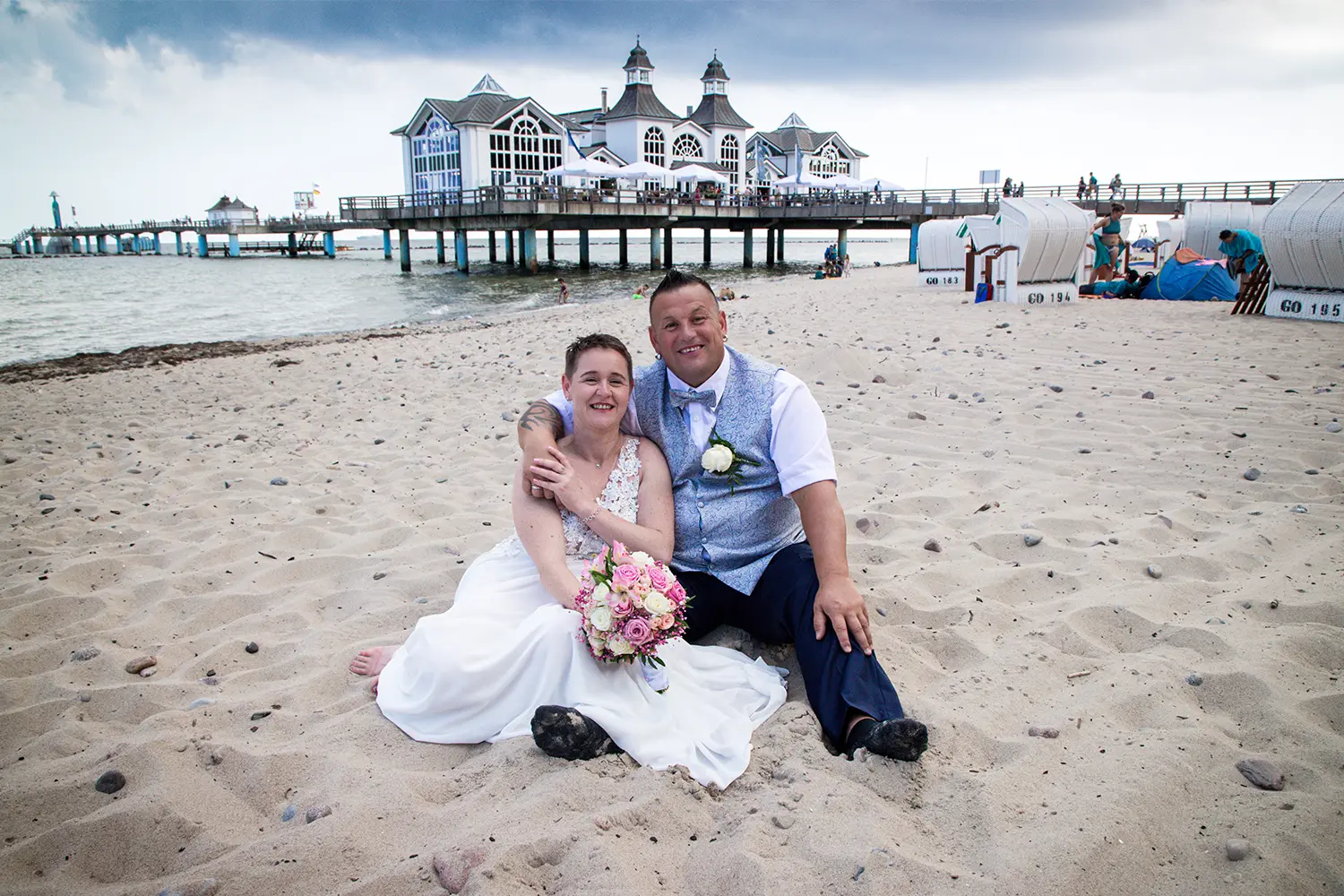 Brautpaar am Strand von Sellin